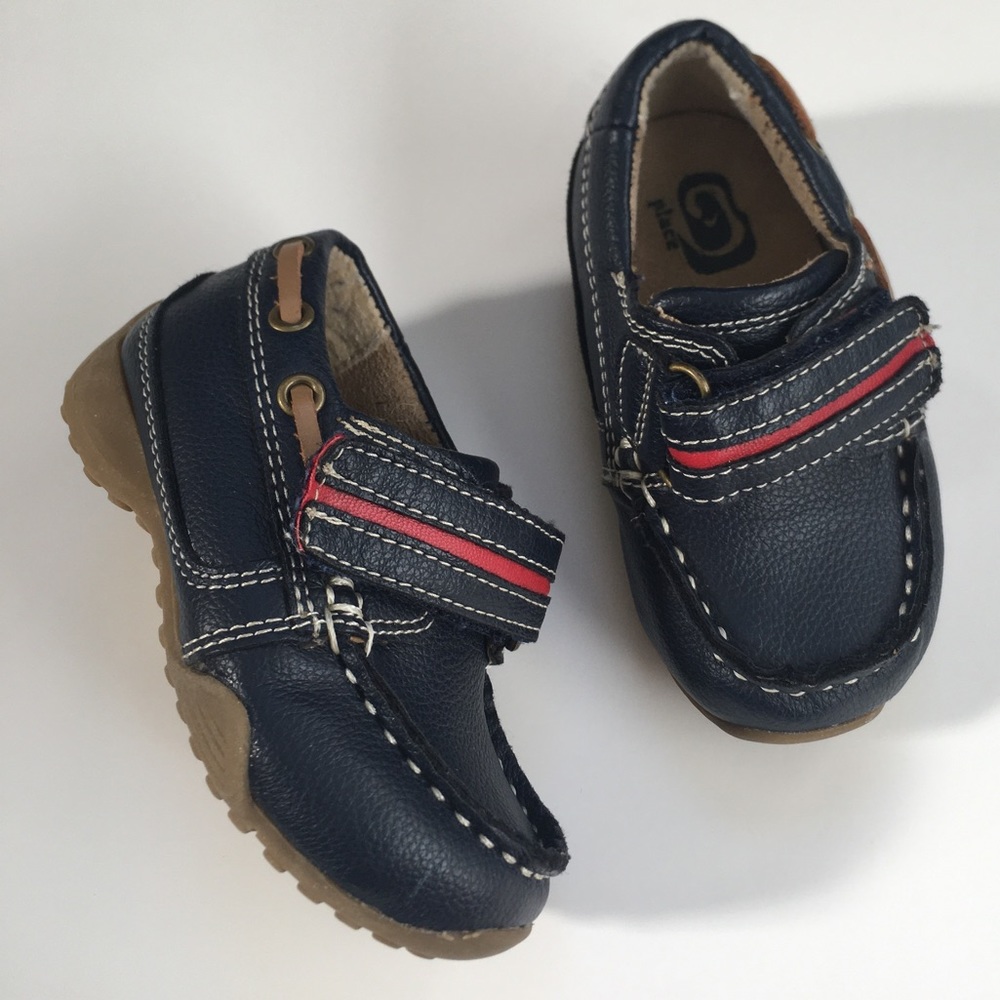 The children’s place slip on
